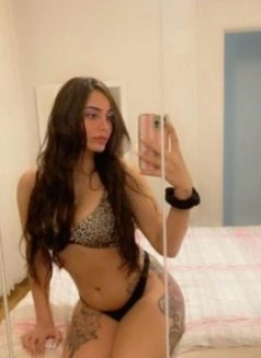 Shemale Isra, Very Sexy and Genuine - Transsexual escort in İstanbul Photo 17 of 23