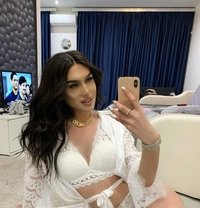 Shemale Karolina - Transsexual escort in Riyadh