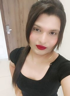 Shemale Khwahish - Transsexual escort in Vadodara Photo 2 of 6