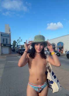 هتان مبادل في الرياض/hatan vers in Riyad - Transsexual escort in Riyadh Photo 1 of 27