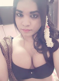 Shemale Looking for Men Fk Me Hard - Transsexual escort in Bangalore Photo 7 of 14