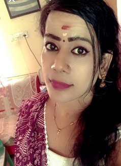 Shemale Looking for Men Fuck Me Hard Wit - Acompañantes transexual in Chennai Photo 5 of 8