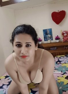 SHEMALE (Madhu) LADYBOY cut COCK & BIG B - Transsexual escort in Chennai Photo 6 of 6