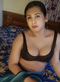 SHEMALE (Madhu) LADYBOY cut COCK & BIG B - Transsexual escort in Chennai Photo 4 of 9