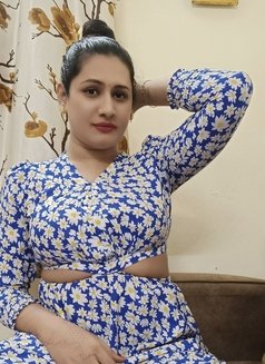 SHEMALE (Madhu) LADYBOY cut COCK & BIG B - Transsexual escort in Chennai Photo 6 of 9