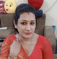 Shemale (madhu) Ladyboy Cut Cock & Big B - Acompañantes transexual in Chennai