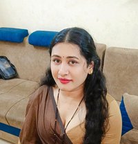 Shemale (madhu) Ladyboy Cut Cock & Big B - Transsexual escort in Chennai