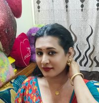 Shemale (madhu) Ladyboy Cut Cock & Big B - Transsexual escort in Chennai
