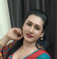 Shemale (madhu) Ladyboy Cut Cock & Big B - Transsexual escort in Chennai