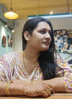 Shemale (madhu) Ladyboy Cut Cock & Big B - Acompañantes transexual in Chennai Photo 16 of 19
