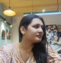 Shemale (madhu) Ladyboy Cut Cock & Big B - Transsexual escort in Chennai