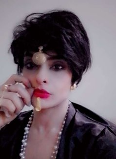 Shemale Riyadh - Transsexual escort in Riyadh Photo 1 of 7