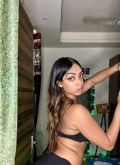 SHEMALE RUHI PAUL( 34-7+inch DICK) - Transsexual escort in New Delhi Photo 7 of 14