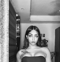 SHEMALE RUHI PAUL( 34-7+inch DICK) - Transsexual escort in New Delhi