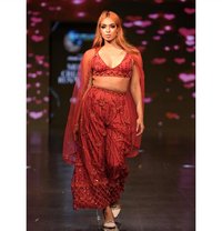 SHEMALE RUHI PAUL( 34-7+inch DICK) - Transsexual escort in New Delhi