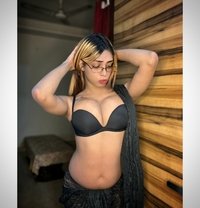 VERSATILE TOP SHEMALE RUHI PAUL (34+7) - Transsexual escort in New Delhi