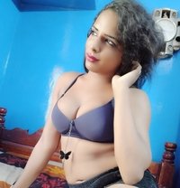 Shemale Sanam 8 INCHES COCK - Transsexual escort in Chennai Photo 15 of 18