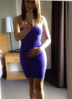 Shemale SexyNatalia - Transsexual escort in Melbourne Photo 5 of 9