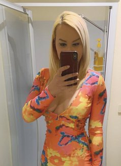 Shemale SexyNatalia - Transsexual escort in Melbourne Photo 6 of 9