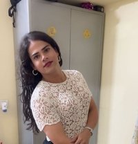 Shemale sharanya - Transsexual escort in Hyderabad Photo 4 of 4