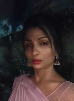 Sahana - Transsexual escort in Chennai Photo 4 of 6