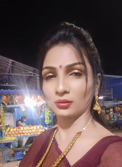Sahana - Transsexual escort in Chennai Photo 6 of 8