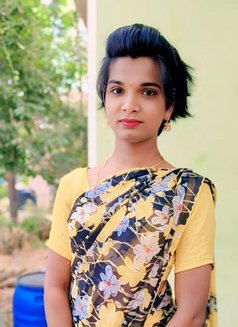 Shemale Tamil Ponnu Ladyboy Coimbatore - Transsexual escort in Coimbatore Photo 3 of 19