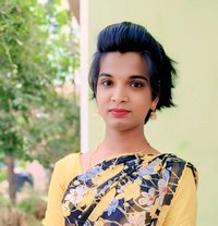 Shemale Tamil Ponnu Ladyboy Coimbatore - Acompañantes transexual in Coimbatore