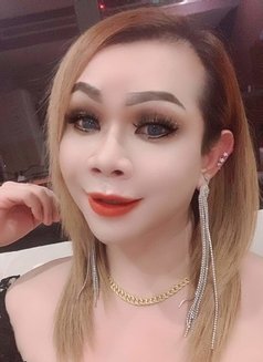 Shemale Thailand&poppers - Acompañantes transexual in Al Manama Photo 5 of 8