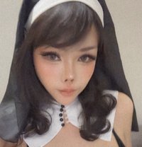 Shemale Thailand White and soft skin - Acompañantes transexual in Riyadh