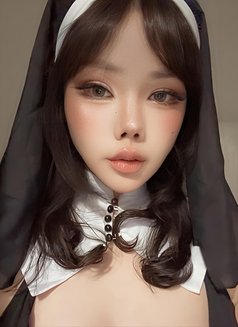 Shemale Thailand White and soft skin - Transsexual escort in Riyadh Photo 11 of 14