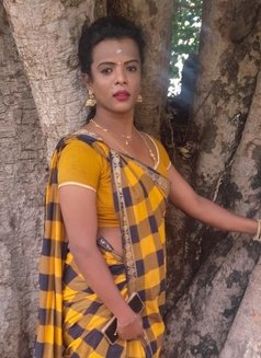 Shemale Tirunelveli Anvi - Transsexual escort in Chennai Photo 6 of 6