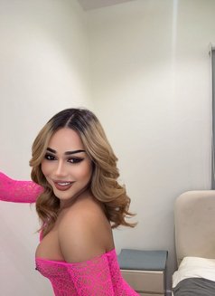 Shemale ,top bottom, both - Acompañantes transexual in Riyadh Photo 3 of 11