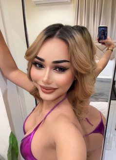 Shemale ,top bottom, both - Transsexual escort in Riyadh Photo 8 of 14