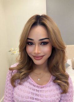 Shemale ,top bottom, both - Transsexual escort in Riyadh Photo 10 of 18