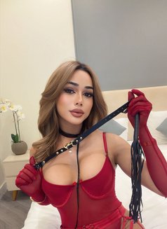 Shemale ,top bottom, both - Transsexual escort in Riyadh Photo 12 of 18
