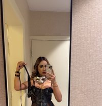 Shemale ,top bottom, both - Transsexual escort in Riyadh