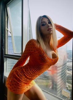 Shemale Lika 21 cm - Transsexual escort in İstanbul Photo 1 of 14