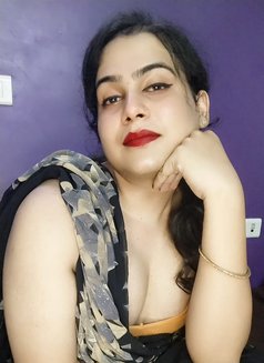 Shemale Vennila Here - Acompañantes transexual in Chennai Photo 3 of 7