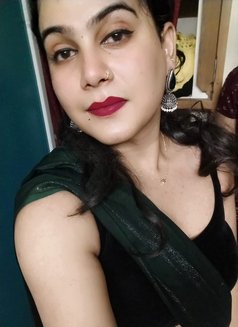 Shemale Vennila Queen - Transsexual escort in Chennai Photo 2 of 4