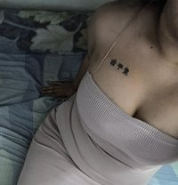 Shemale Veronica - Transsexual escort in Manila