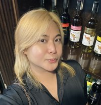 Shemale Vivienne - Transsexual escort in Manila