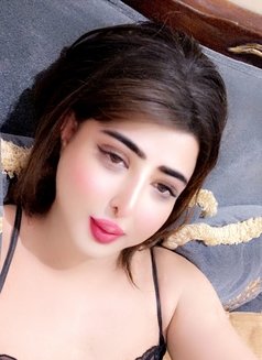 Shemale Yara شيميل يارا الرياض - Transsexual escort in Riyadh Photo 1 of 5