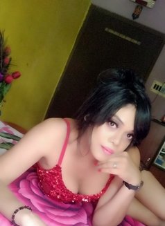 Shemale Zeenat - Transsexual escort in Kolkata Photo 4 of 16