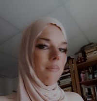 Shemalemuslima - Acompañantes transexual in Dubai