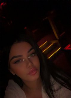 Shems - puta in Al Juffair Photo 5 of 7