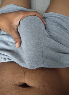 Shen Fernando - Male escort in Colombo Photo 6 of 7