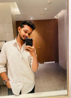 Shen Fernando - Acompañantes masculino in Colombo Photo 7 of 7