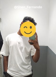 Shen Fernando - Male escort in Colombo Photo 3 of 6