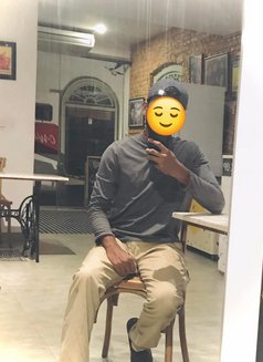 Shenal Kavishka - Male escort in Colombo Photo 2 of 2